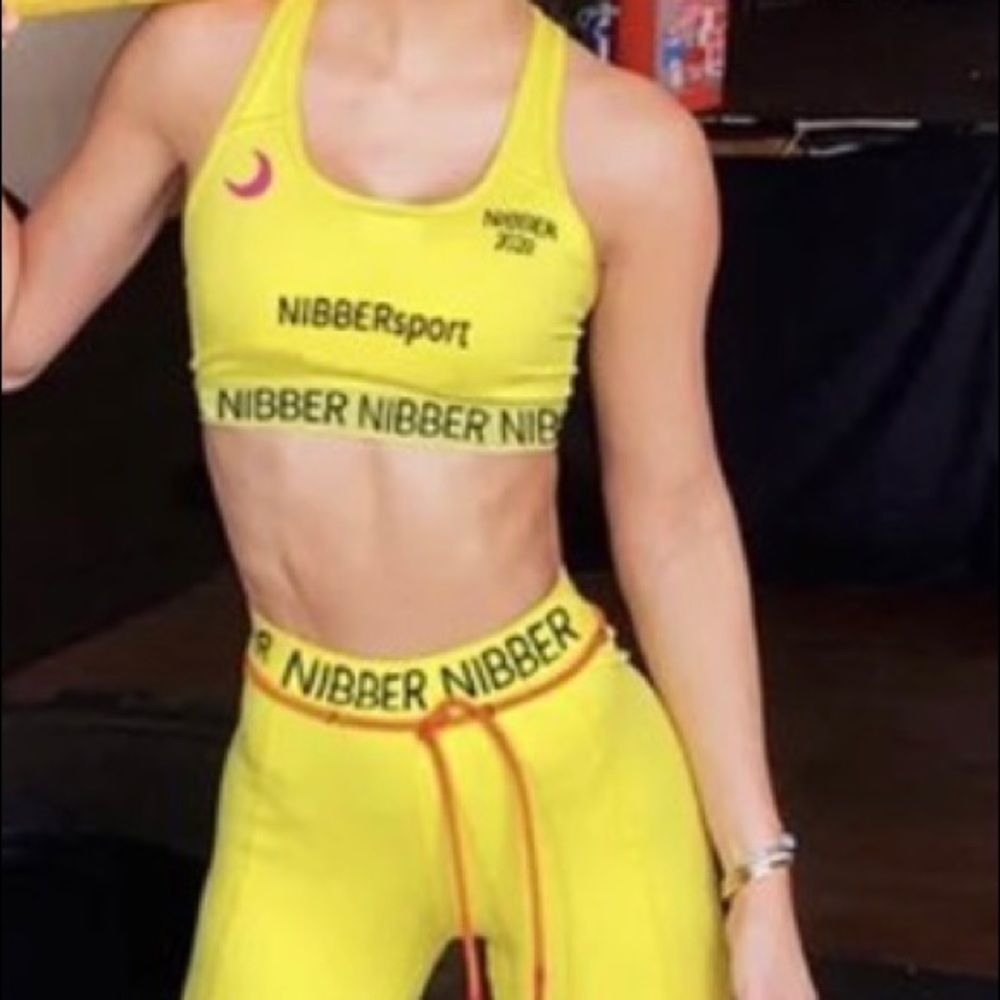 2 PIECE TANK TOP RUBBER WORK OUT SET. S